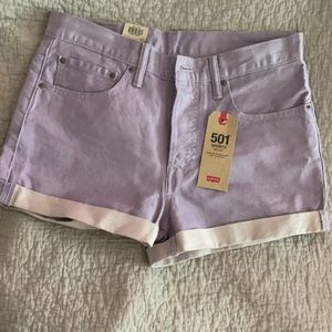 NWT 🌻 Levi’s Shorts